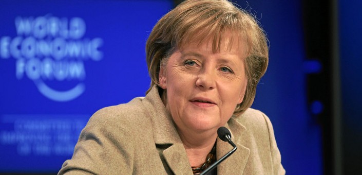 Il premier tedesco Angela Merkel la cui prudenza ha chiuso fin dall'inizio a exit strategy alternative per la crisi greca (By World Economic Forum [CC BY-SA 2.0 (http://creativecommons.org/licenses/by-sa/2.0)], via Wikimedia Commons)