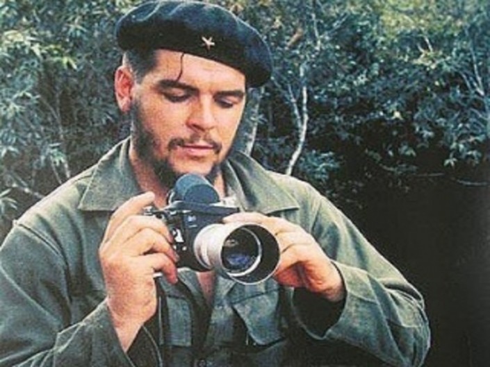 Limportanza-di-chiamarsi-Ernesto-Che-Guevara-licona-pop-ribelle-1-1-320x267-1