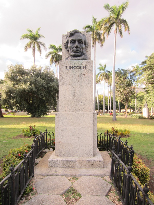 La Habana, effige di Abraham Lincoln a Parque de La Fraternidad