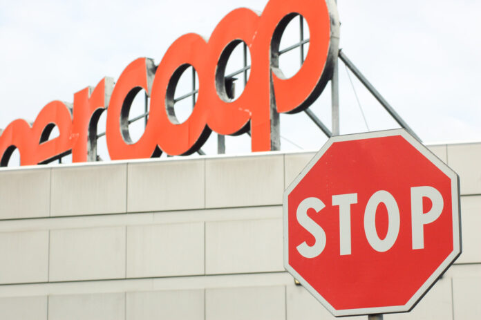 Per la coop la crisi la devono pagare i lavoratori: 147 esuberi in Puglia