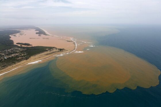 La marea tossica nell'Oceano Atlantico
