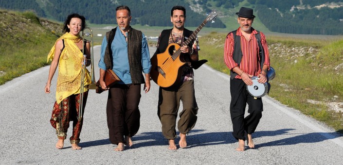 Nuove Tribù Zulu all'Auditorium di Roma per l'uscita dell'EP Namastè Om Shanti mix di ritmo, groove e melodie tra Mediterraneo, Medio Oriente e India, con remix di NeroloZ