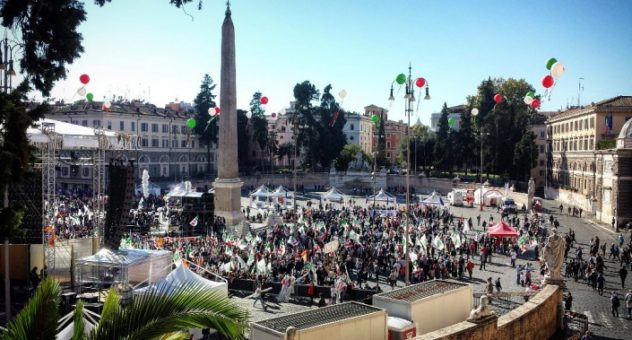 la piazza mezza vuota del Renzi day del 29 ottobre