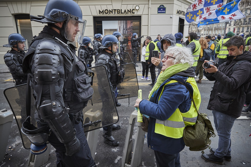 Gilet gialli, un documentario e un e-book